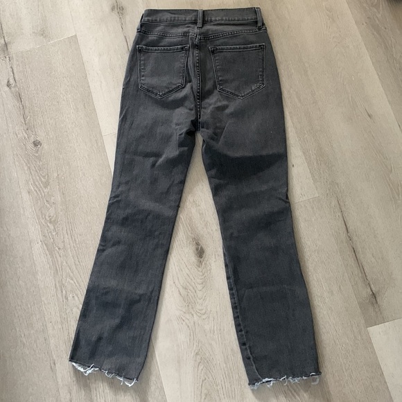 Old Navy Flare Ankle Jeans Size 2 black Wash cropped distressed - Picture 10 of 10